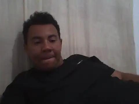 Snapshot of Fire_latino chatting on November 20, 2025, 3:07 am Fire latino online show from November 20, 2025, 3:07 am