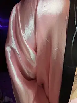 Snapshot of anny__18 chatting on November 5, 2025, 4:37 am anny 18 online show from November 5, 2025, 4:37 am