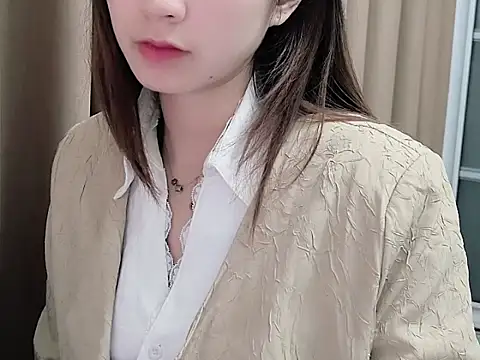 lvy-002 online show from November 1, 2025, 3:46 am