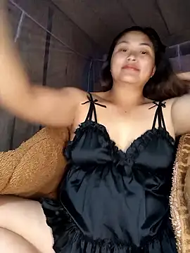 Snapshot of loncon-mup chatting on November 25, 2025, 12:49 pm loncon-mup online show from November 25, 2025, 12:49 pm