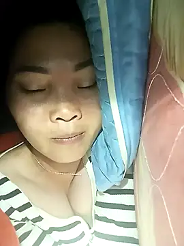 Snapshot of Lovebaby-love chatting on December 2, 2025, 2:19 pm Lovebaby-love online show from December 2, 2025, 2:19 pm