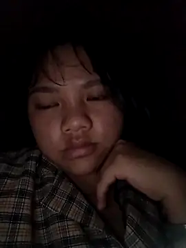 Smay69  online show from October 28, 2025, 3:33 pm