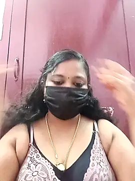 Snapshot of Mandhra28 chatting on November 1, 2025, 5:40 pm Mandhra28 online show from November 1, 2025, 5:40 pm