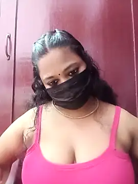 Snapshot of Mandhra28 chatting on November 23, 2025, 6:07 pm Mandhra28 online show from November 23, 2025, 6:07 pm