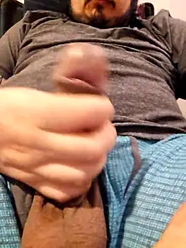 Snapshot of Uncutbrowncock chatting on January 17, 2026, 8:40 am Uncutbrowncock online show from January 17, 2026, 8:40 am