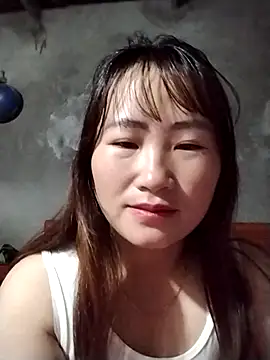 Snapshot of emini-xx chatting on November 9, 2025, 11:20 pm emini-xx online show from November 9, 2025, 11:20 pm