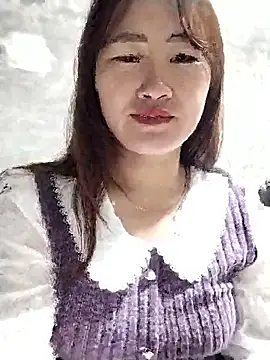 emini-xx online show from January 12, 2026, 1:23 am