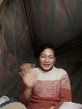 doggy-00 online show from November 15, 2025, 8:35 pm