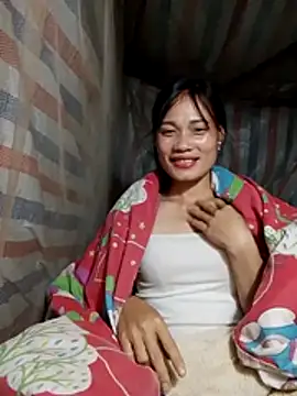 Snapshot of doggy-00 chatting on February 10, 2026, 12:37 pm doggy-00 online show from February 10, 2026, 12:37 pm