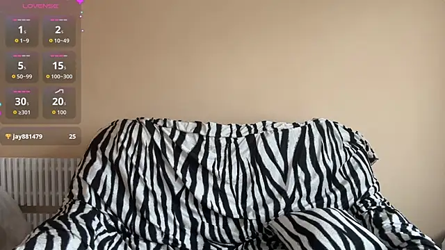 Snapshot of BunkedTempter chatting on November 19, 2025, 7:19 am BunkedTempter online show from November 19, 2025, 7:19 am