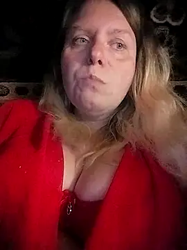 Lana-murr online show from May 5, 2026, 7:50 pm