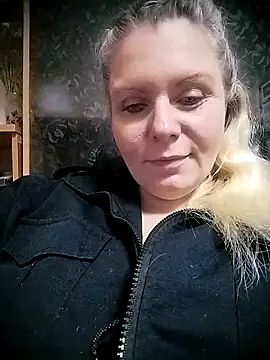 Snapshot of Lana-murr chatting on November 13, 2025, 6:56 pm Lana-murr online show from November 13, 2025, 6:56 pm