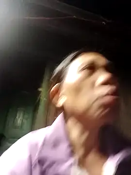 Snapshot of bella-la chatting on November 2, 2025, 11:26 am bella-la online show from November 2, 2025, 11:26 am