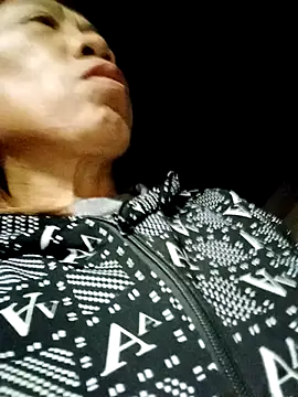 bella-la online show from February 8, 2026, 9:18 am