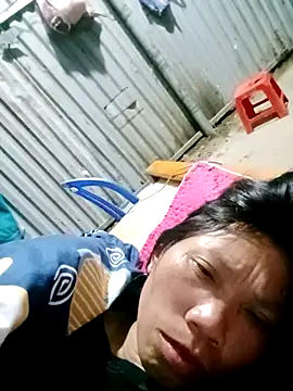 Snapshot of bella-la chatting on November 14, 2025, 9:40 pm bella-la online show from November 14, 2025, 9:40 pm