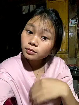 Snapshot of Sophia-123 chatting on October 31, 2025, 11:33 pm Sophia-123 online show from October 31, 2025, 11:33 pm