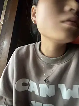 Snapshot of Sophia-123 chatting on November 12, 2025, 4:05 am Sophia-123 online show from November 12, 2025, 4:05 am