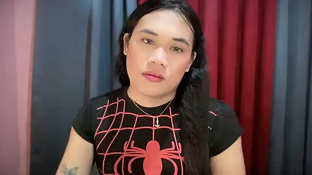 Snapshot of untouchable_mia chatting on November 16, 2025, 1:10 am untouchable mia online show from November 16, 2025, 1:10 am