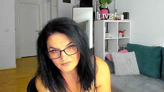 Snapshot of valeryablack chatting on March 18, 2026, 7:15 pm valeryablack online show from March 18, 2026, 7:15 pm