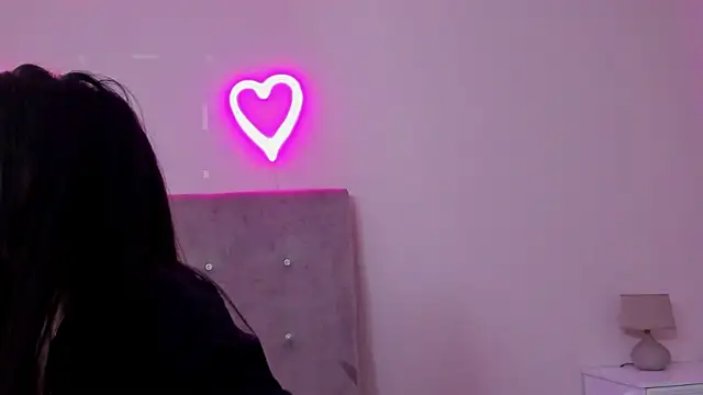 Snapshot of brianaflynt chatting on February 26, 2026, 8:20 pm brianaflynt online show from February 26, 2026, 8:20 pm