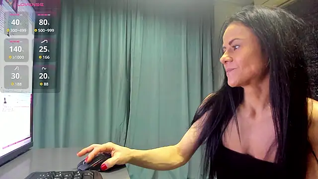 Snapshot of brianaflynt chatting on March 8, 2026, 9:07 pm brianaflynt online show from March 8, 2026, 9:07 pm