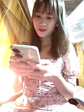 Em xinh01 online show from December 17, 2025, 4:12 pm