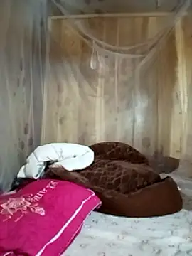 Snapshot of Em_xinh01 chatting on November 22, 2025, 5:17 am Em xinh01 online show from November 22, 2025, 5:17 am