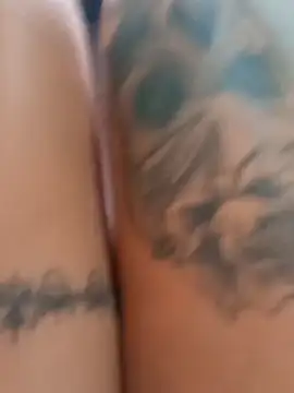 tutti2pbuzz online show from November 17, 2025, 1:48 pm