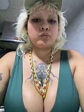 pinkbaddie777 online show from February 7, 2026, 7:38 am