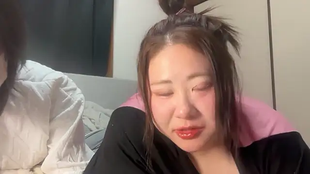 Snapshot of tubakiaki chatting on March 26, 2026, 6:06 pm tubakiaki online show from March 26, 2026, 6:06 pm