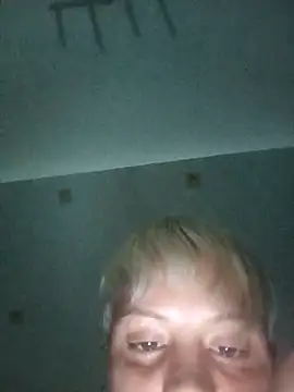 kellyMatsumoto online show from October 27, 2025, 6:20 pm