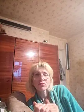 Snapshot of Georgette466 chatting on June 7, 2026, 5:29 pm Georgette466 online show from June 7, 2026, 5:29 pm