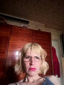 Snapshot of Georgette466 chatting on June 13, 2026, 4:10 am Georgette466 online show from June 13, 2026, 4:10 am