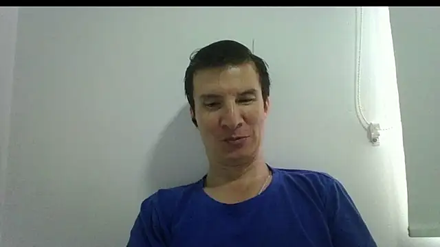 Snapshot of carliesexyman chatting on November 4, 2025, 1:15 pm carliesexyman online show from November 4, 2025, 1:15 pm