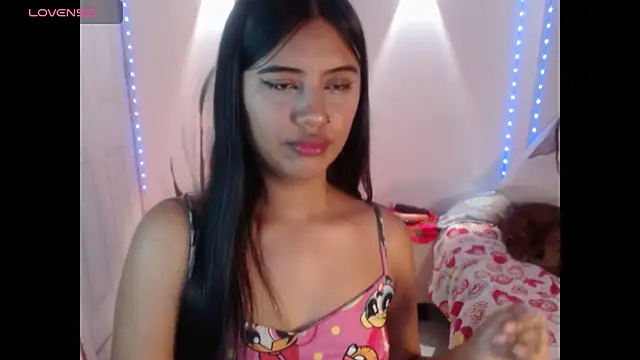 Snapshot of Sussy__22 chatting on November 26, 2025, 1:38 am Sussy 22 online show from November 26, 2025, 1:38 am