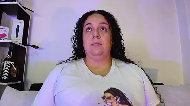 Snapshot of Natasha_Amber chatting on November 23, 2025, 4:06 pm Natasha Amber online show from November 23, 2025, 4:06 pm