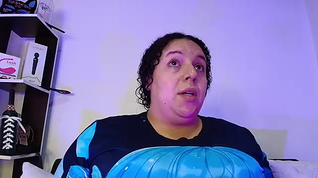 Snapshot of Natasha_Amber chatting on November 7, 2025, 12:53 pm Natasha Amber online show from November 7, 2025, 12:53 pm