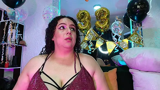 Snapshot of Natasha_Amber chatting on December 3, 2025, 2:16 pm Natasha Amber online show from December 3, 2025, 2:16 pm