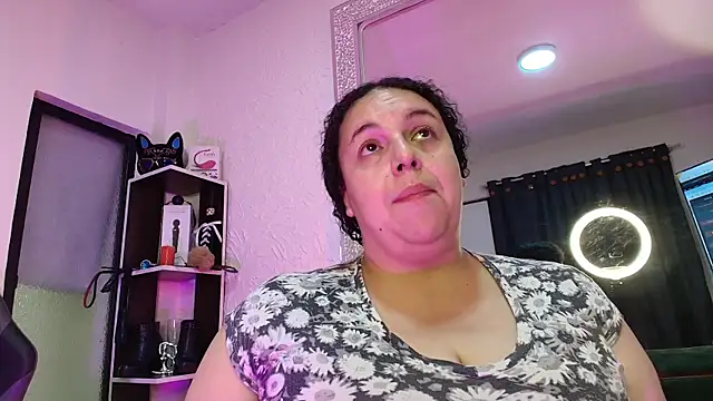 Snapshot of Natasha_Amber chatting on November 29, 2025, 1:22 pm Natasha Amber online show from November 29, 2025, 1:22 pm