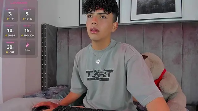 Snapshot of Niick_Twiink chatting on November 30, 2025, 2:34 am Niick Twiink online show from November 30, 2025, 2:34 am