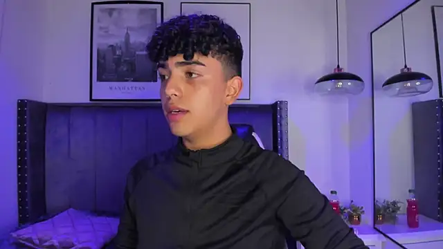 Snapshot of Niick_Twiink chatting on November 5, 2025, 8:12 pm Niick Twiink online show from November 5, 2025, 8:12 pm