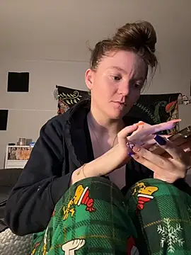 stonerbaby online show from February 2, 2026, 4:00 am