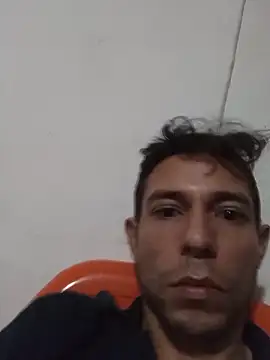 angeldefezcolombia online show from February 15, 2026, 8:24 am