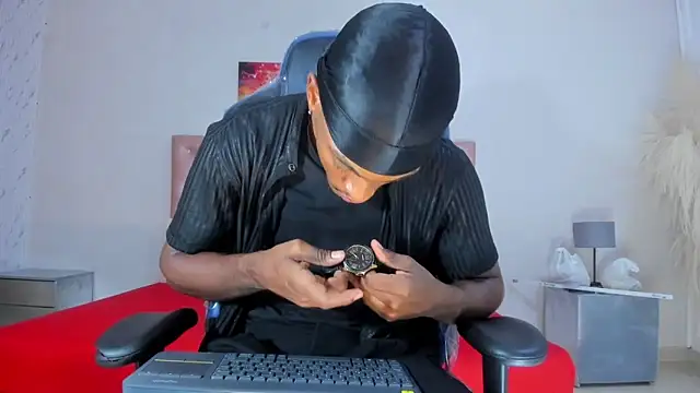 Snapshot of for_itan chatting on February 24, 2026, 12:39 pm for itan online show from February 24, 2026, 12:39 pm