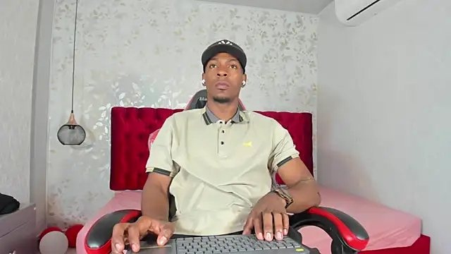 Snapshot of for_itan chatting on March 13, 2026, 12:43 pm for itan online show from March 13, 2026, 12:43 pm