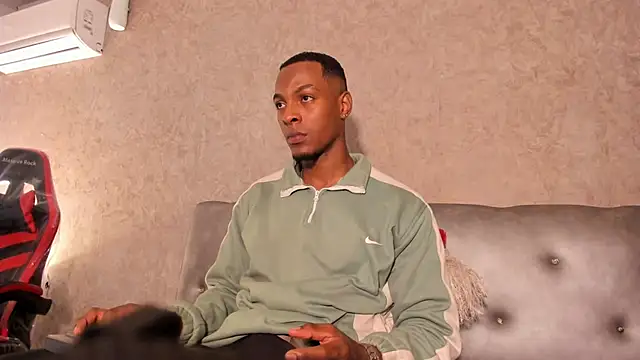 for itan online show from November 30, 2025, 1:01 pm