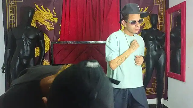 Snapshot of Scoundrel_Room chatting on November 26, 2025, 7:41 am Scoundrel Room online show from November 26, 2025, 7:41 am