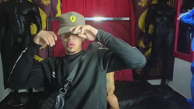 Snapshot of Scoundrel_Room chatting on November 15, 2025, 7:12 am Scoundrel Room online show from November 15, 2025, 7:12 am