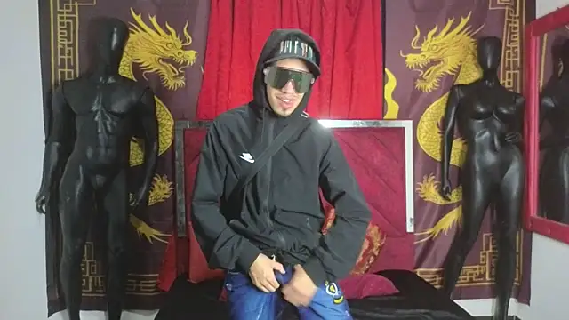 Snapshot of Scoundrel_Room chatting on November 22, 2025, 7:40 am Scoundrel Room online show from November 22, 2025, 7:40 am