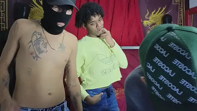 Snapshot of Scoundrel_Room chatting on November 2, 2025, 7:35 am Scoundrel Room online show from November 2, 2025, 7:35 am